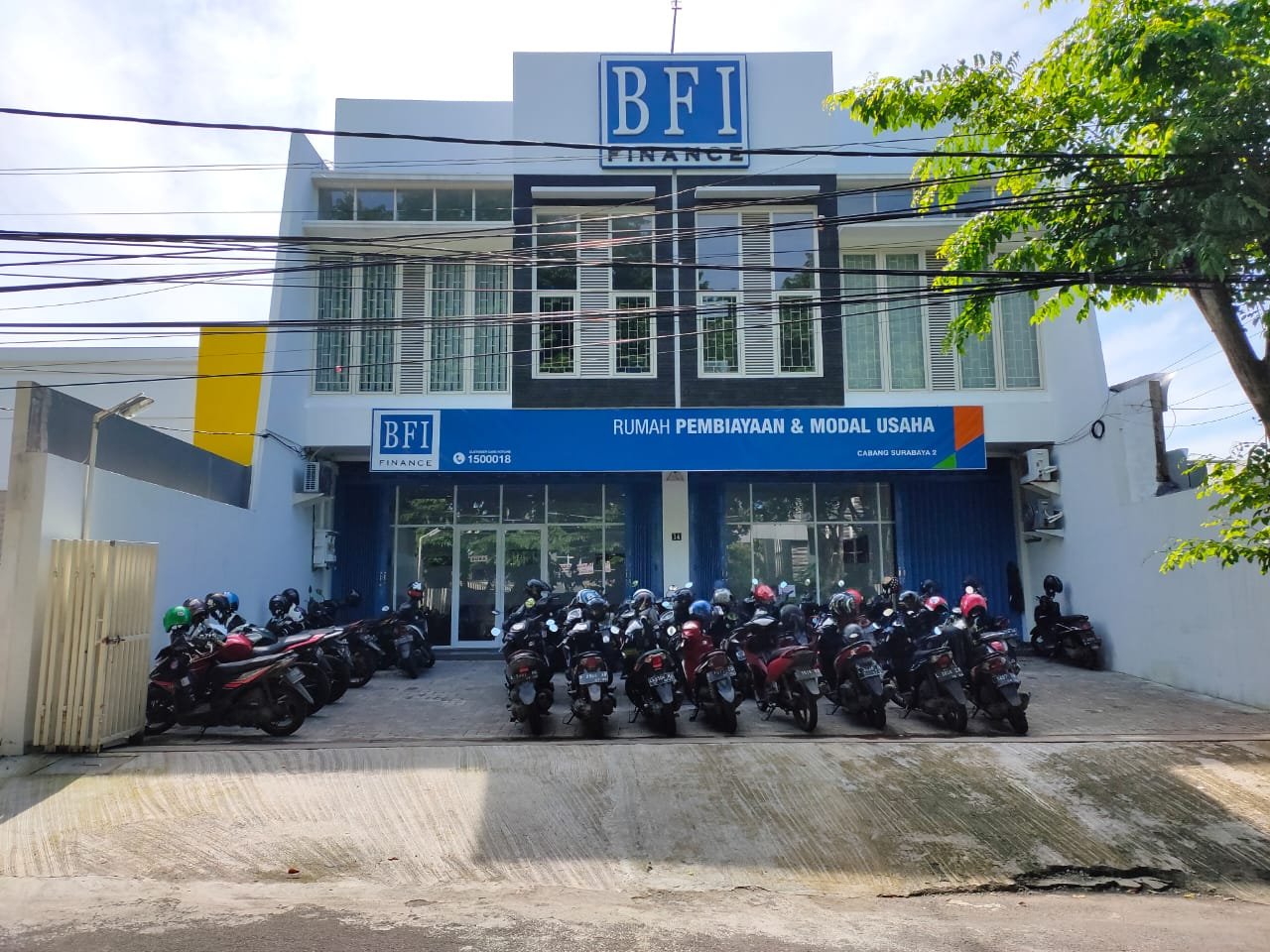BFI Finance Surabaya 2