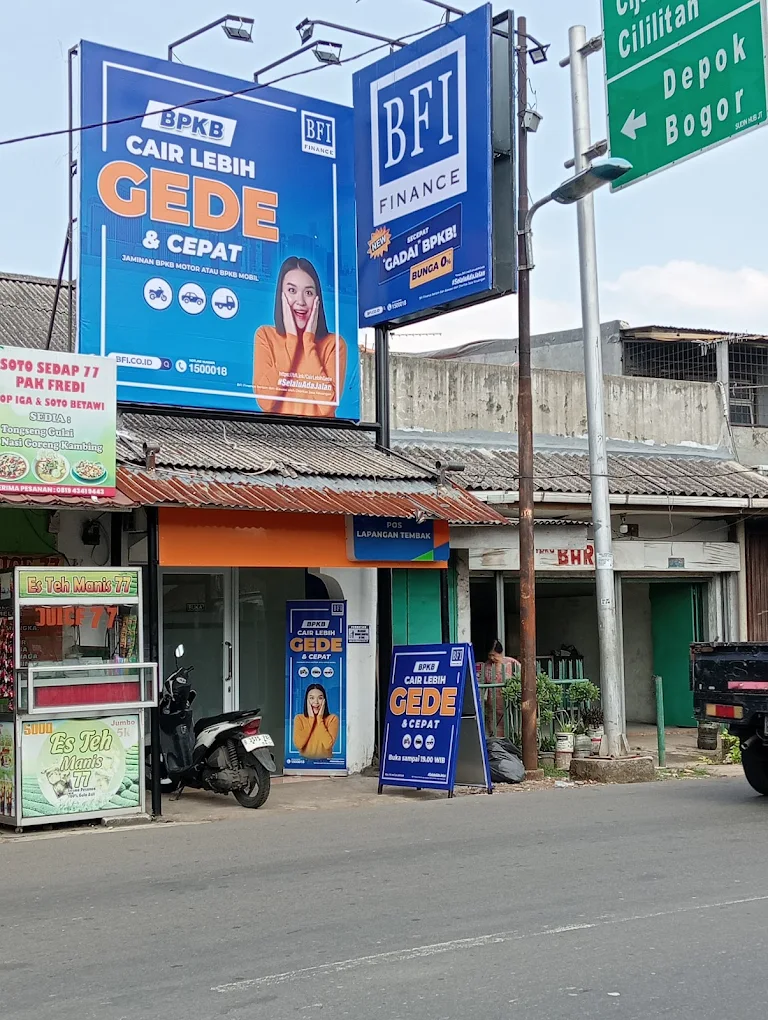 BFI Finance Pasar Rebo
