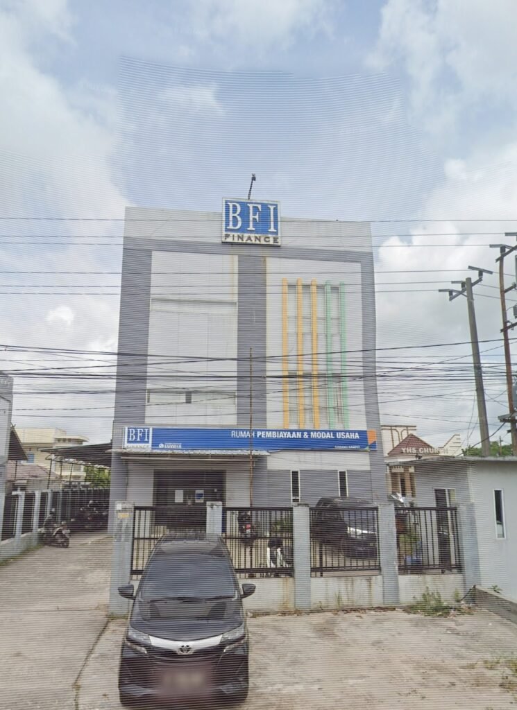 BFI Finance Sampit